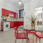 Estudio Centrico Cruz Nyaraló